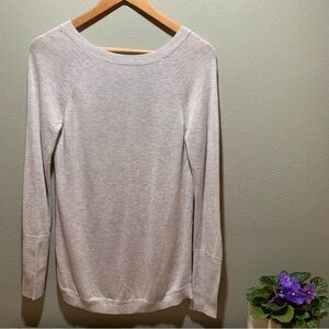 Lululemon // Unity Drop Back Sweater - Light Gray - heathered Silver Ice Size 6